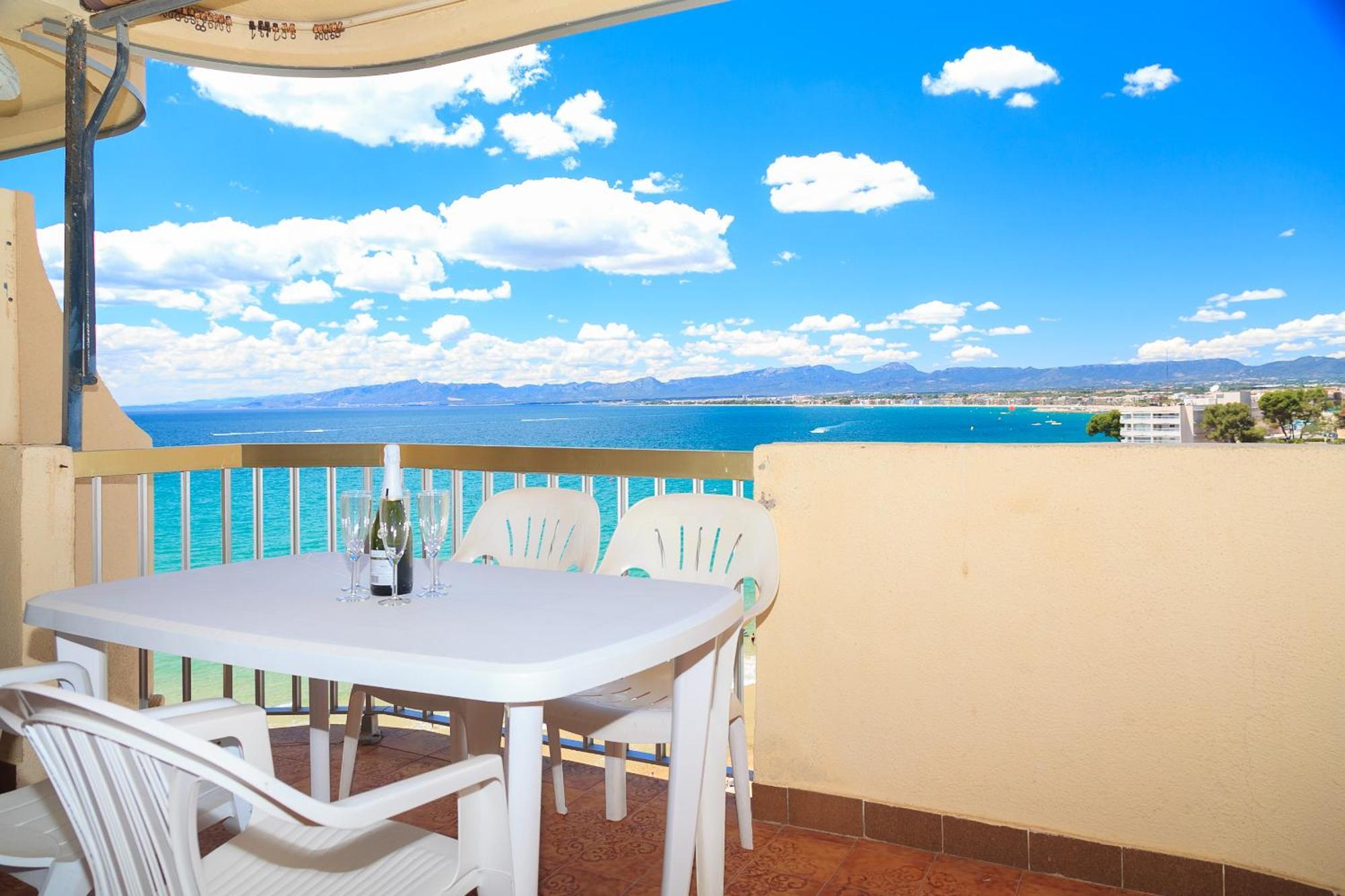 Uhc Sorolla Apartments Salou Habitación foto